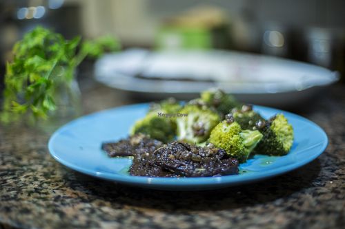 Seitan winestyle with brocoli at A Cova Dos Ratos in Vigo