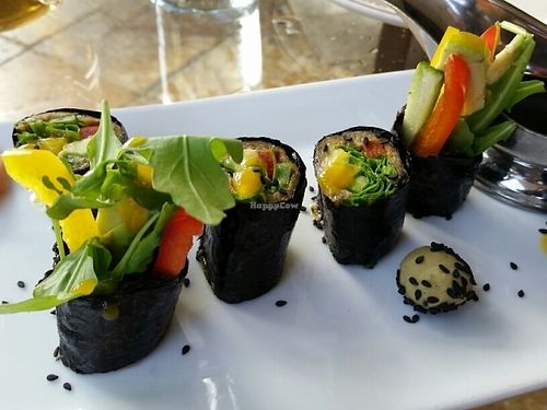 sushi at Full Bloom in Miami Beach