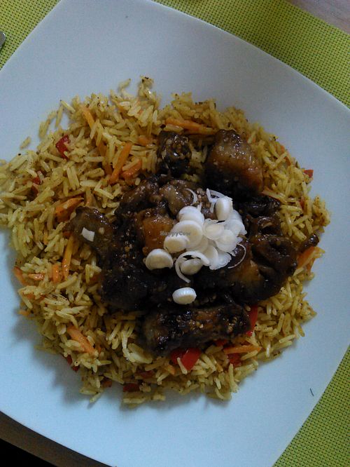 Eggplant basmati rice. They changes the recipe and now they use strong spices. Not for everyone. May contain honey (ask the waiter) at BIOFresh in Timisoara