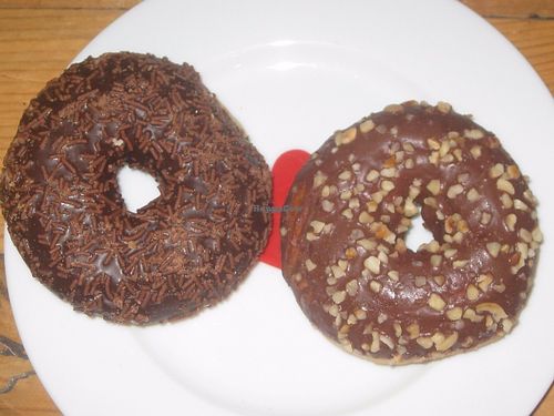 Vegan doughnuts at Ümis Cafe in Munich