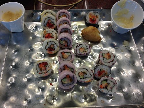 Japanese sushi rolls at ZhǎngChūn 長春 - Datong in Tainan