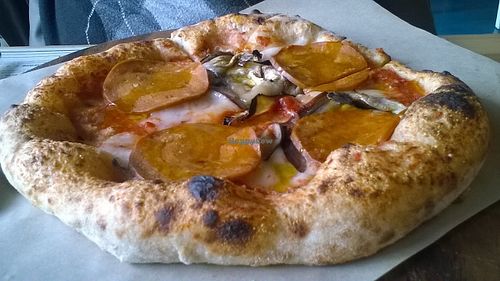 vegan pizza at Purezza in Brighton