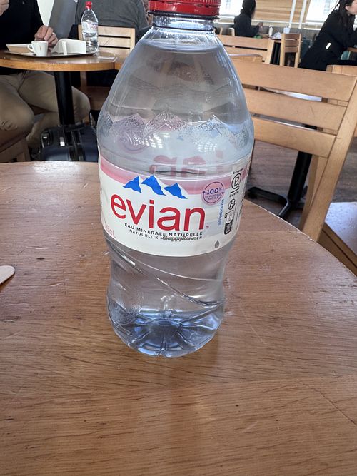 €3.75  at CDG- EXKi - T2E in Roissy-en-france