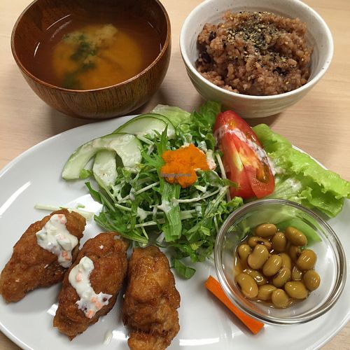 amazing Soy mean Karaage bites and fresh salad at Kaemon Asakusa in Tokyo