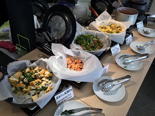 buffet at Kaemon Asakusa in Tokyo