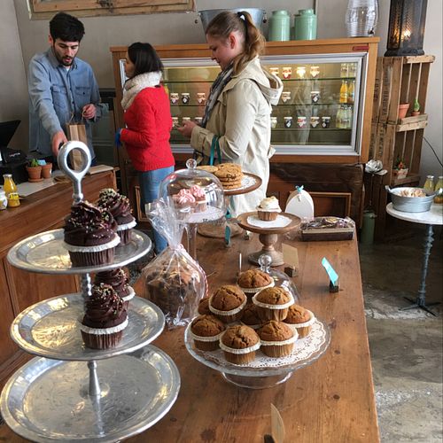 delicious vegan bakery!!! at La Besnéta in Barcelona