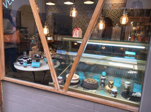 looking in  at La Besnéta in Barcelona