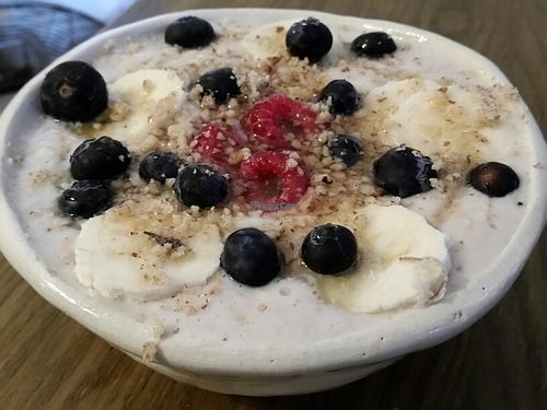 morning porridge at Vegan Hippo in London