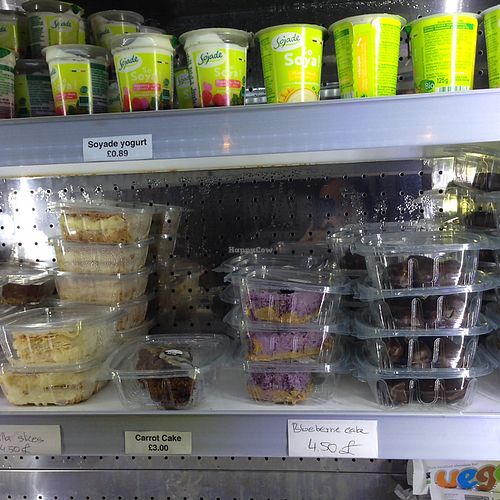 best ever blueberry cake at Vegan Hippo in London