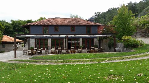 The restaurant house and outdoor at Pousadela in Amarante