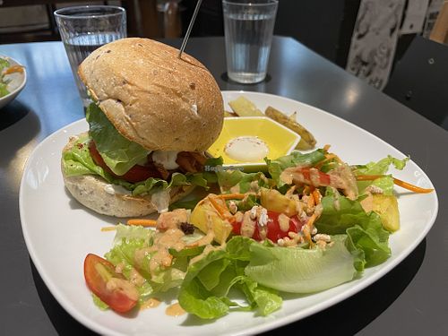 Mushroom burger   at MuYe - Mottainai in Kaohsiung