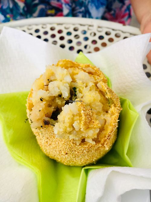 Inside Delicious Vegan “Veggie Grill” Arancini at Arancinaglutenfree in Siracusa