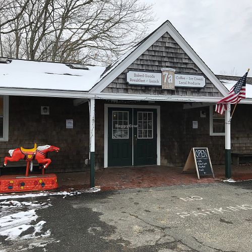Entrance at 7a Foods in Vineyard Haven