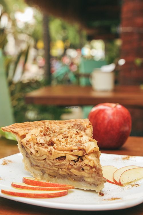 Vegan apple pie at Bio-Organicos in Playa Del Carmen