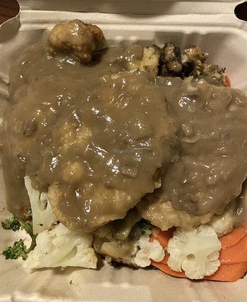 Fried chicken dinner was ok  at Lovin' Spoonfuls in Tucson