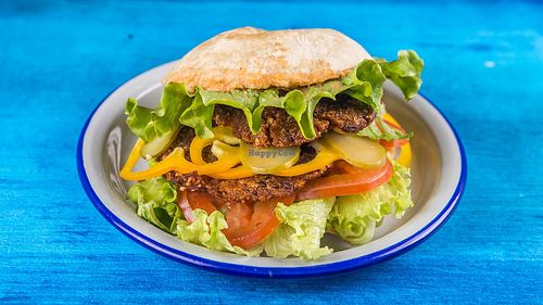 burger at Vege Fino Za Sve in Zagreb