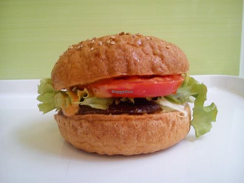 Sandwich in a gluten-free bun at Vege Fino Za Sve in Zagreb