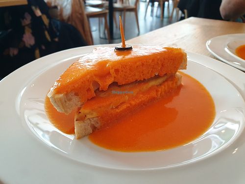 Francesisha simple, not flavorful at daTerra - Baixa in Porto