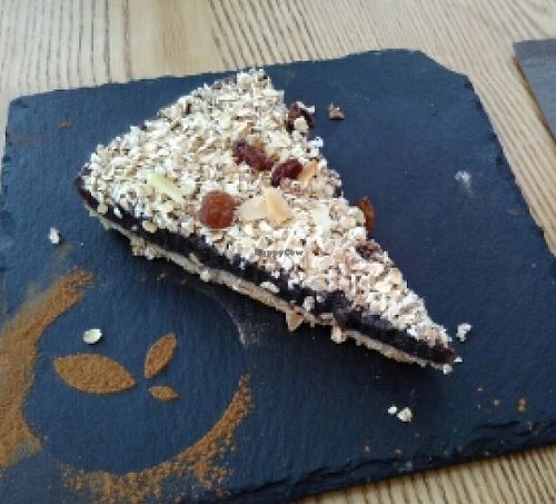 Torta vegana de açaí com banana at daTerra - Baixa in Porto