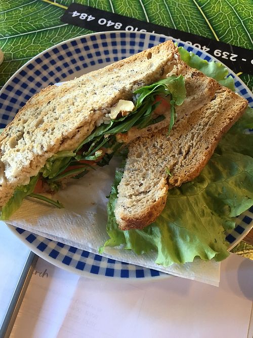 Tosta de Queijo Vegan e Noz at Bioescolha in Coimbra
