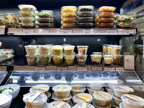 refrigerated food items at EXKi - Midi in Brussels