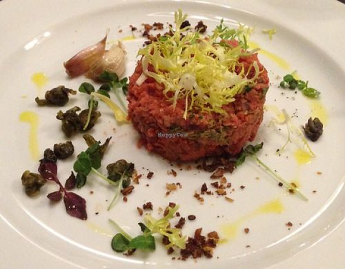 vegan steak tartar at Etnosvet in Prague