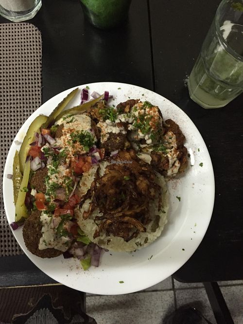 Mujedara + Falefel + Karnabit bi tahini (delicioussss!) at Casa Siria in Sao Caetano Do Sul