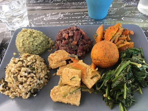 lunch platter at BistroBio in Milan