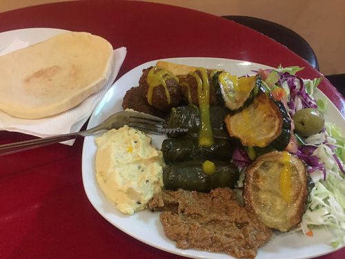 vegan plate at Ibras Bistro in Dresden