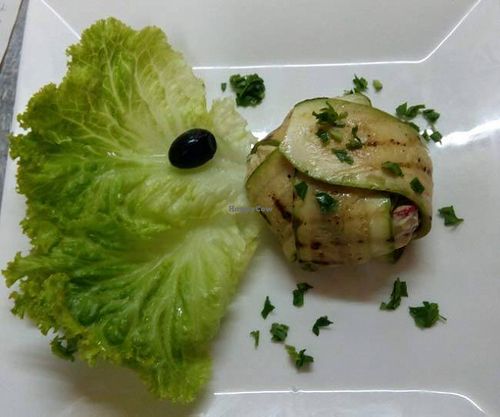 Stuffed zuccini salad at Zlatna Krusha in Plovdiv