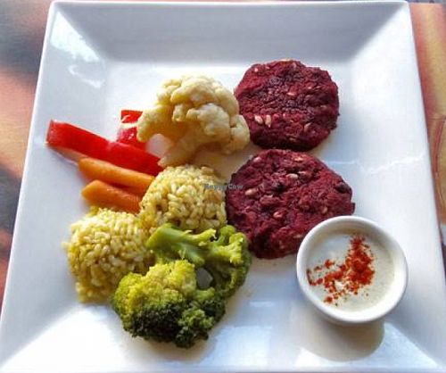 Vegan beatroot balls with vegetables at Zlatna Krusha in Plovdiv