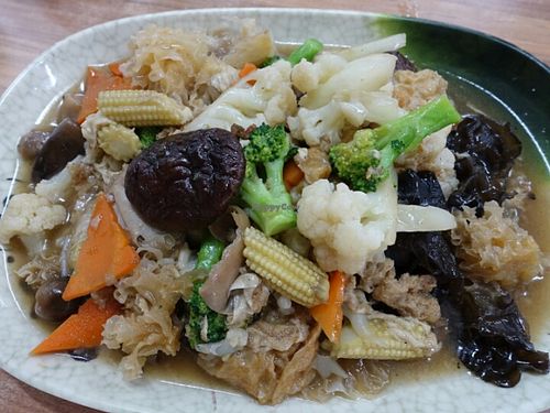 stirred fried assorted vegetables at New Realm 素林 in Central Singapore
