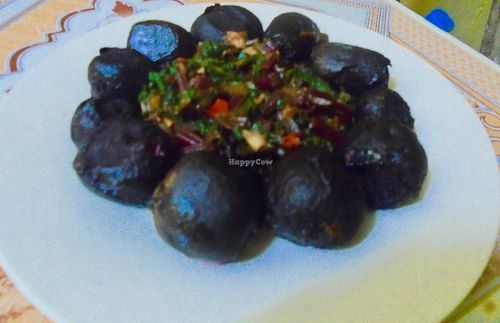 Roasted beets and beet greens at Casa El Delfin in Trinidad