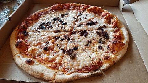 Olive Pizza at Trophy Brewing in Raleigh