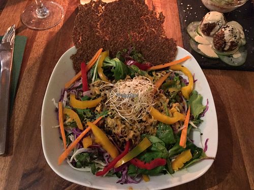 (C) fredexplore.com at Rawtastic in Berlin