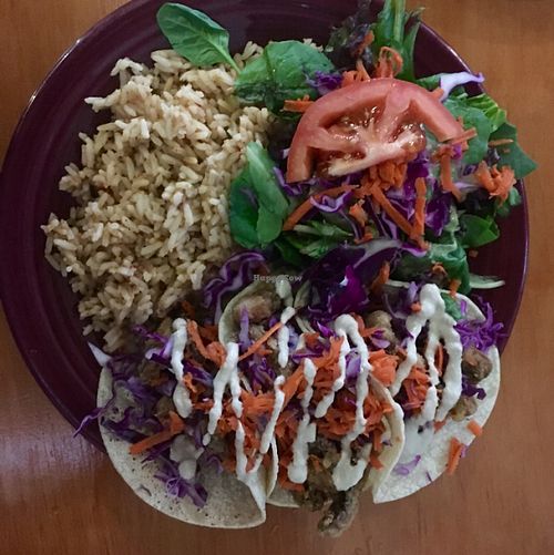 portabella chicharrón street tacos at Viva Vegeria in San Antonio