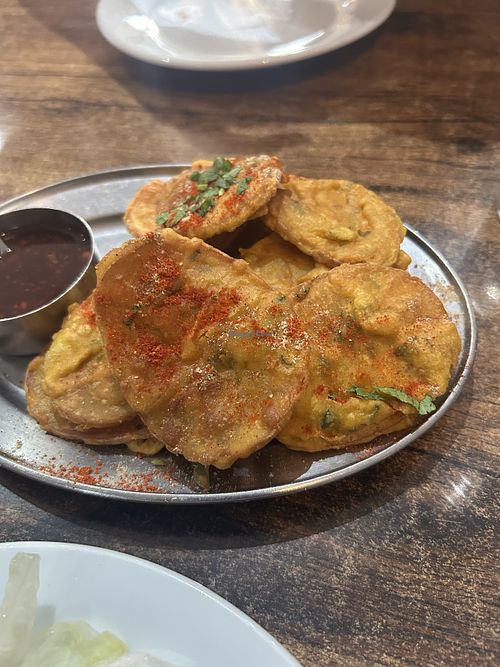 Crispy bhajiya   at Sharmilee in Leicester