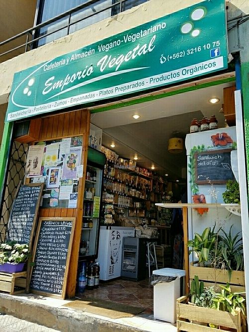 outside at Emporio Vegetal in Santiago