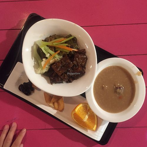 Lunch set: Braised vegetarian belly pork at i Vegetarian in Kowloon