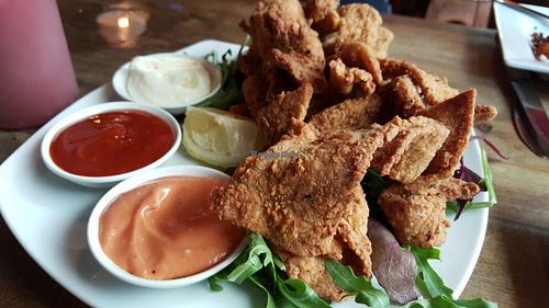 Nuggets at Shuffle Pub in Tel Aviv