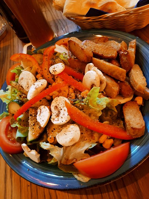 Salat mit Lupinenstreifen at Cafe Bahnhof  in Kirchheimbolanden