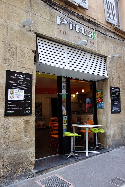 Entrance at Pittz in Aix-en Provence
