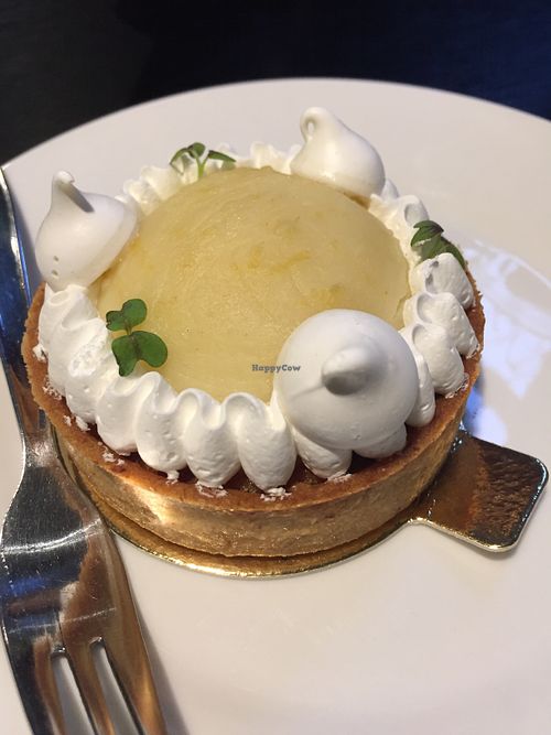lemon tartelette at Velicious in Strasbourg
