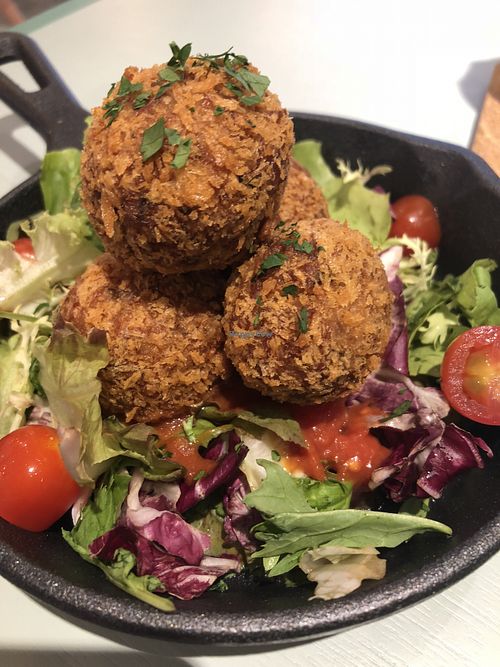 Image of Green Common Kind Kitchen - Nan Fung Place