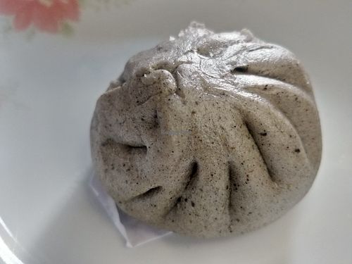 Sesame bun at Oh Hock Guan 福源素食包点 in Central Singapore