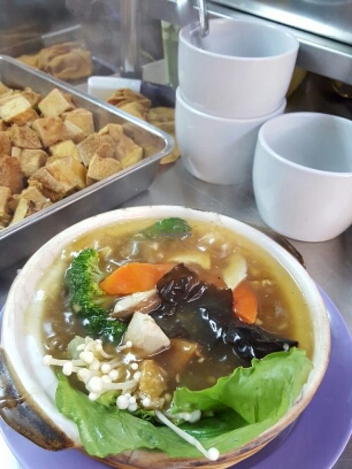 claypot toufu at Fortune Tree Vegetarian Food Stall in Central Singapore