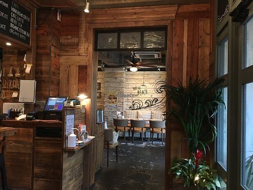 doorway at Aloha Table Natural in Tokyo