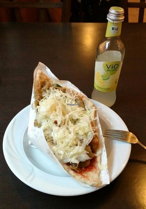 vegan kebab with limo (seitan and grilled vegetables are hidden underneath the salad) at Afamia Eck in Halle