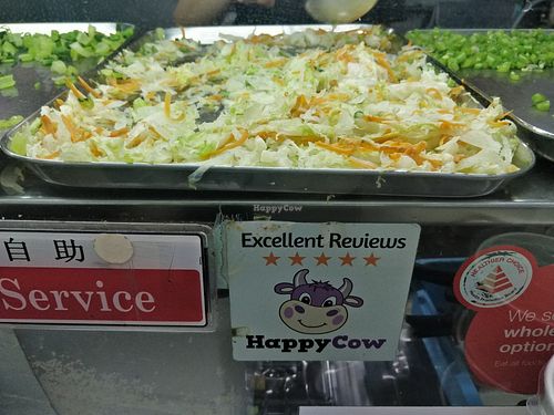 HappyCow app 5 stars EXCELLENT reviews decal at Living Wholesome 生活天然健康素食 - Bukit Timah in Central Singapore