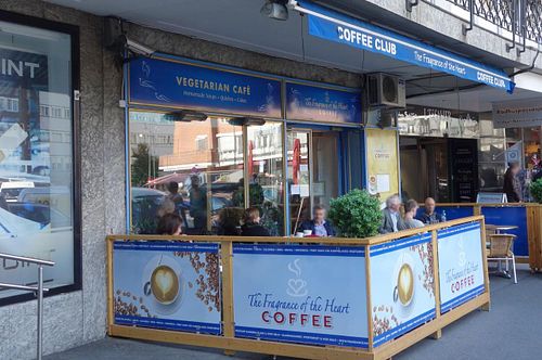 The Fragrance of the Heart, Fritjof Nansens Plass. at The Fragrance of the Heart - Fritjof Nansens Plass in Oslo